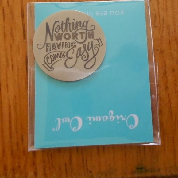 Origami Owl window plate - "Nothing worth having comes easy" - Picture 2 of 2